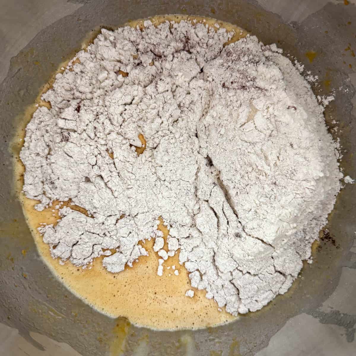 Flour mixture of flour, baking soda, salt, cinnamon, allspice and cloves